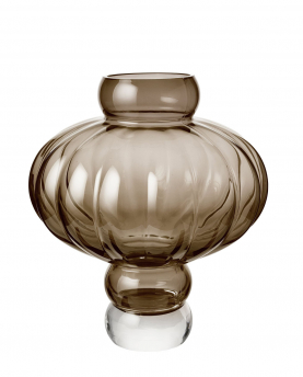 Louise Roe Vase Balloon 03