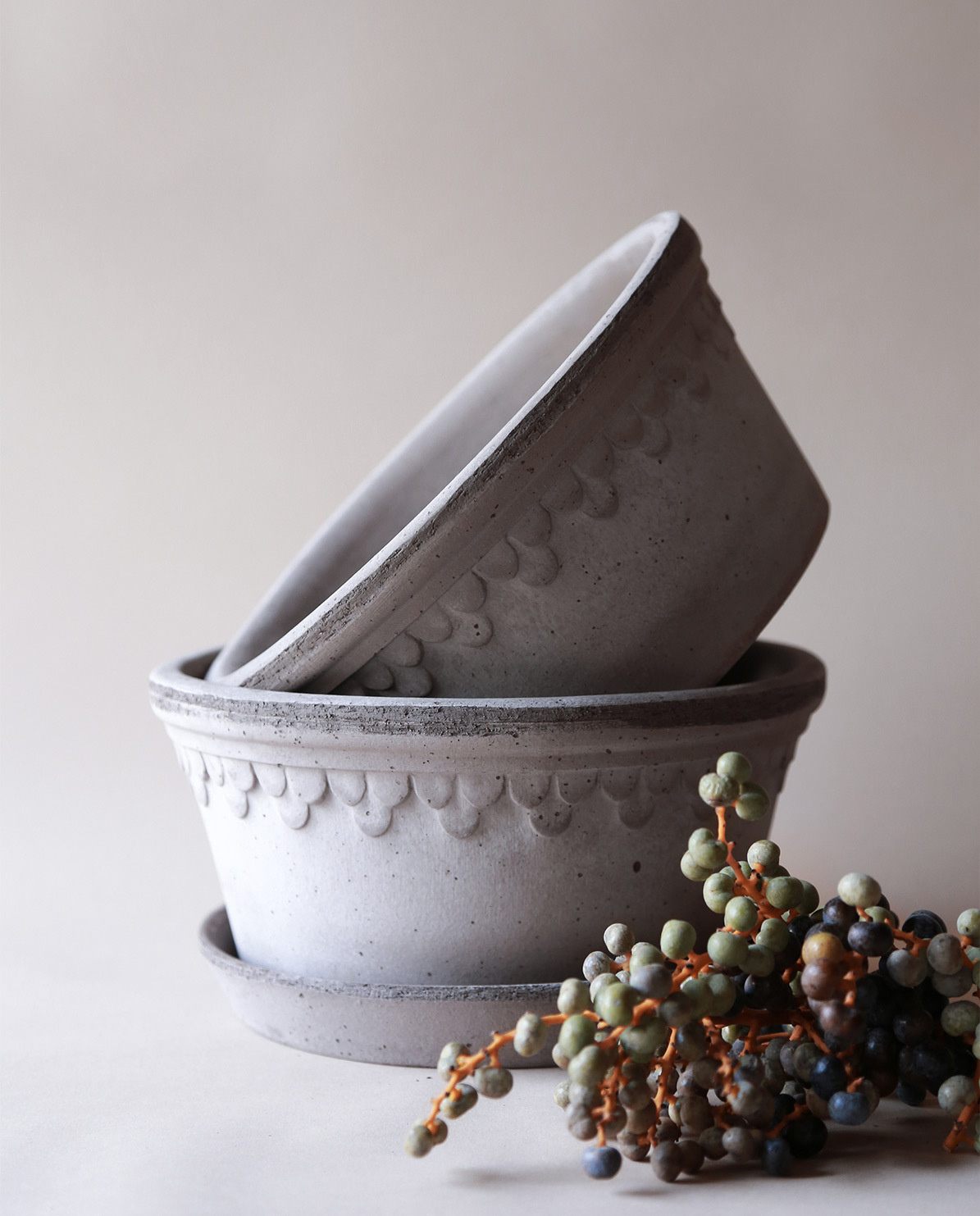 Bergs Potter Blumentopf The Københavner Raw Low Pot inkl. Untersetzer ⌀ 21 cm