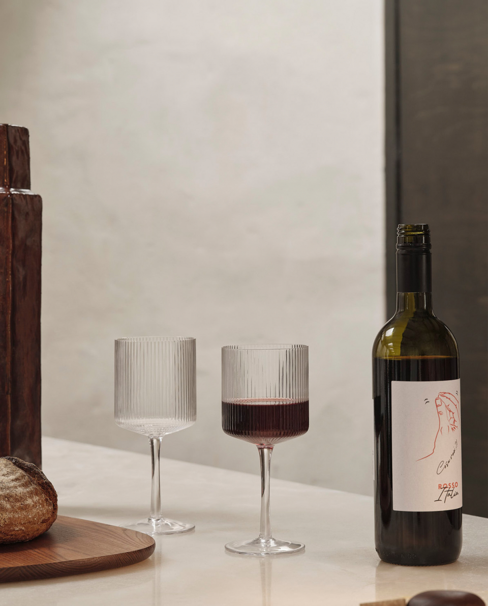 Ferm Living Rotweinglas Set Ripple 2