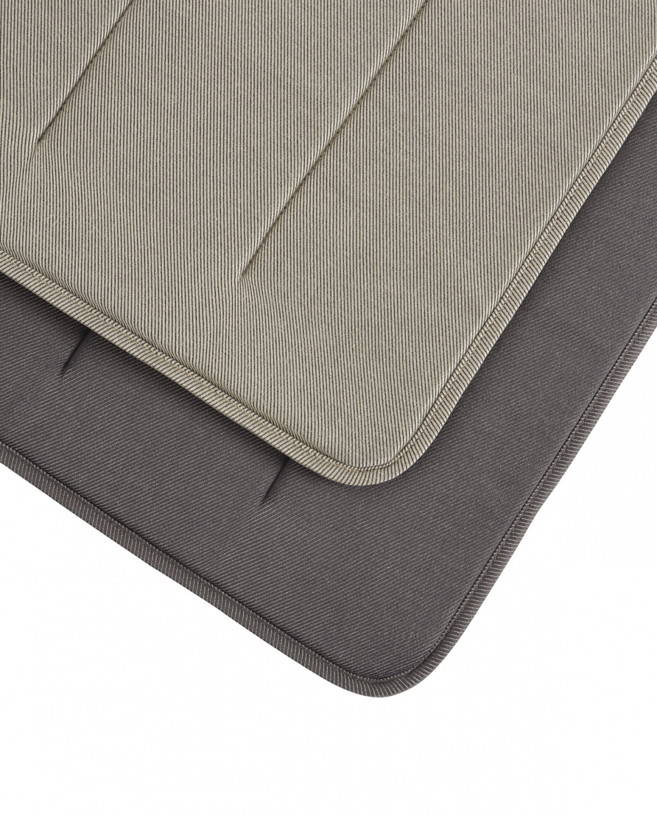 Muuto Sitzkissen Twitell für Outdoor Bank Linear Steel Bench 2