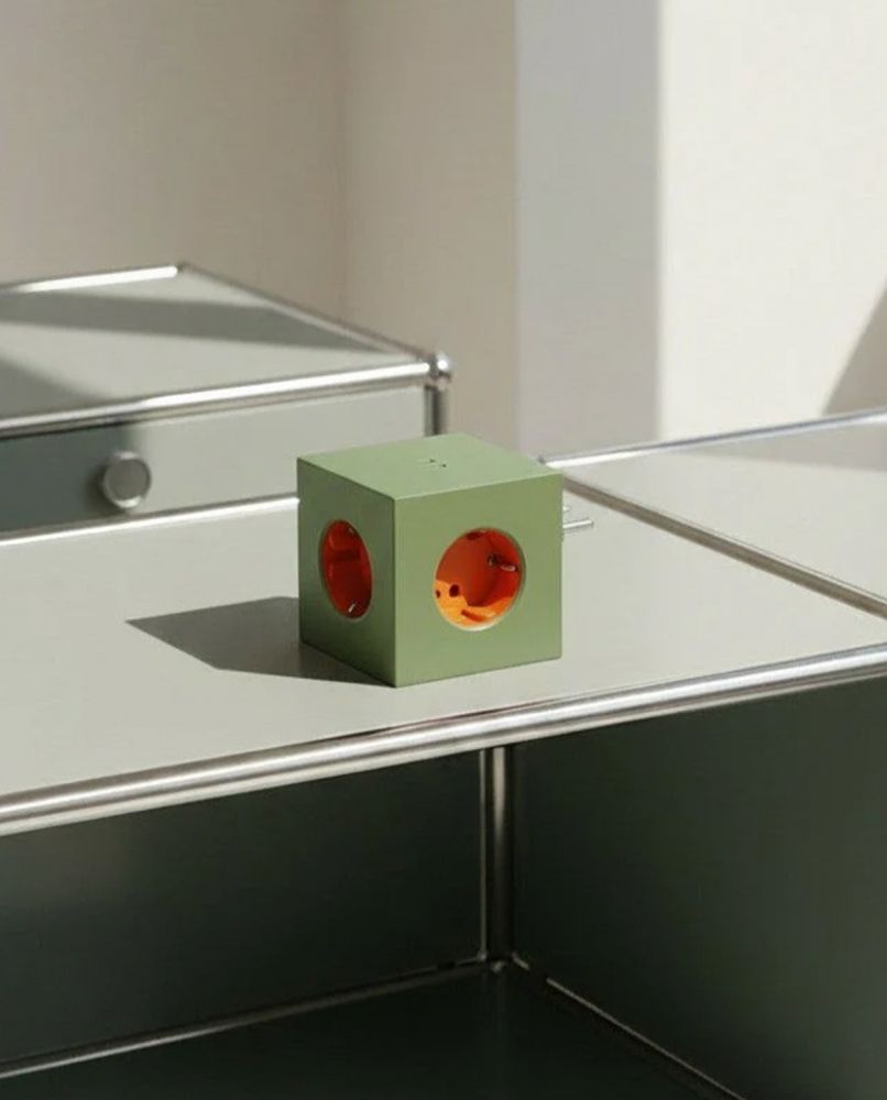 Avolt Mehrfachstecker Square 2 USB-C Limited Edition Bauhaus-Archiv One Size