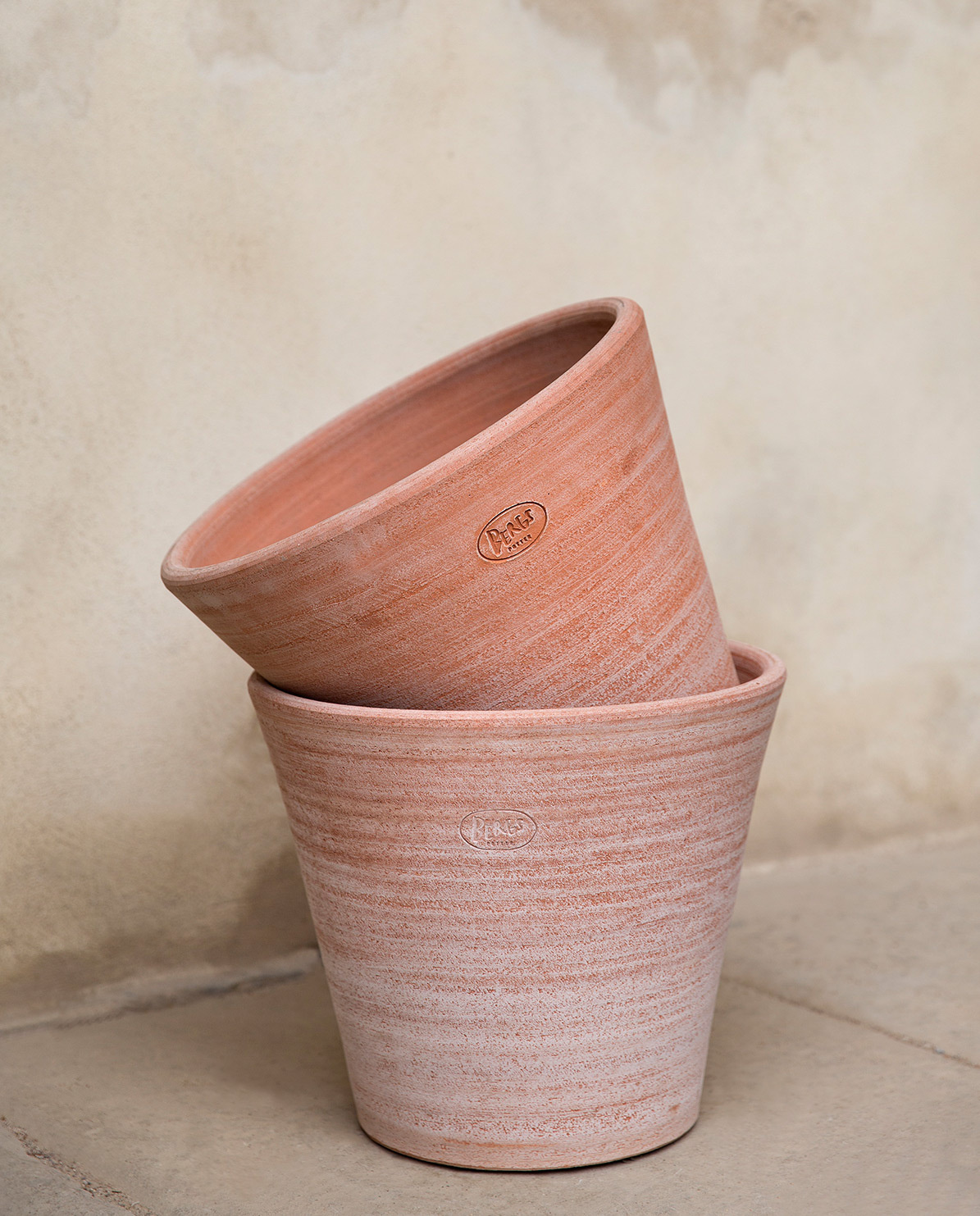 Bergs Potter Blumentopf The Julie Raw Pot inkl. Untersetzer Ø 8 cm