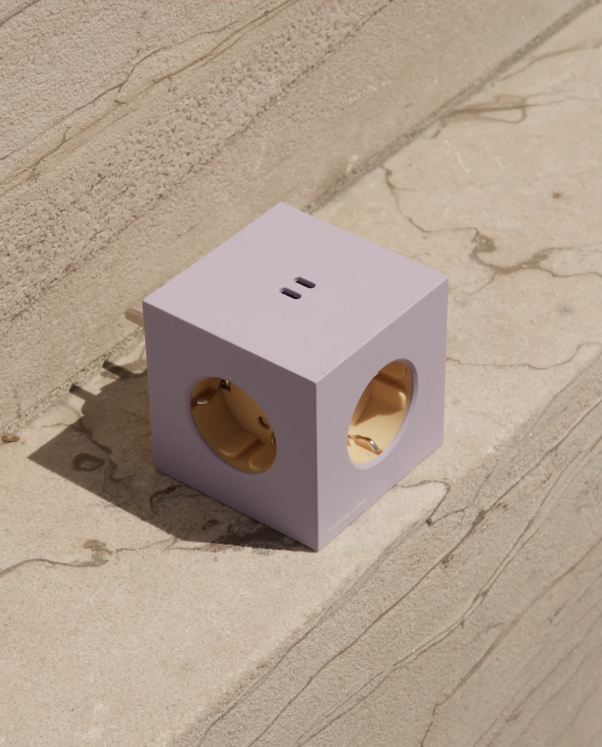 Avolt Mehrfachstecker Square 2 USB-C Limited Edition Bauhaus-Archiv One Size