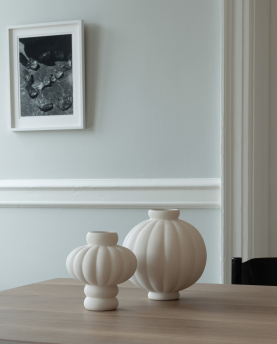 Louise Roe Vase Balloon 02 Steingut
