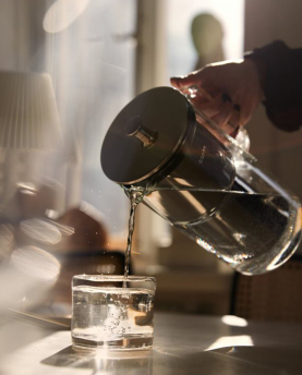 Aarke Wasserfilterkanne mit Karaffe Purifier