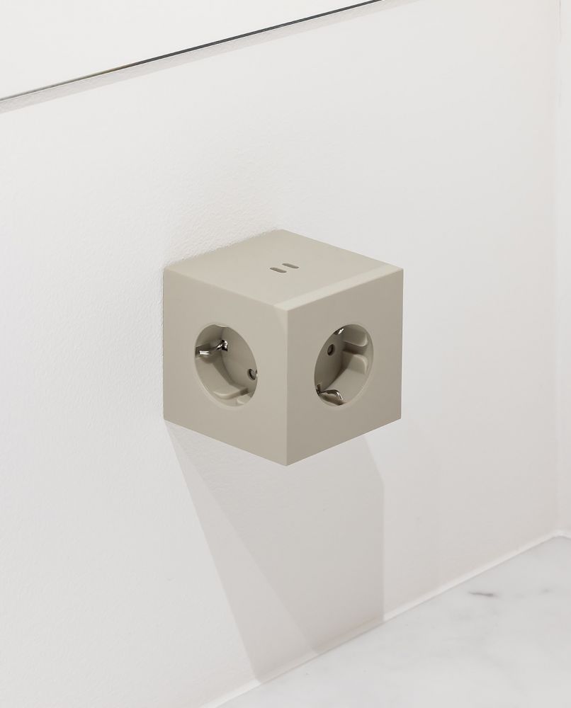 Avolt Mehrfachstecker Square 2 USB C wall mounted One Size