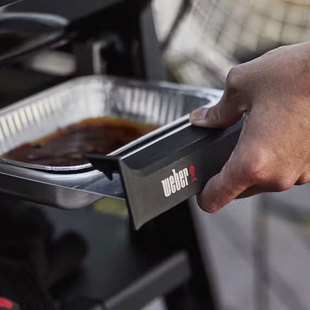 Weber Elektrogrill LUMIN (2026) + gratis Grillplatte