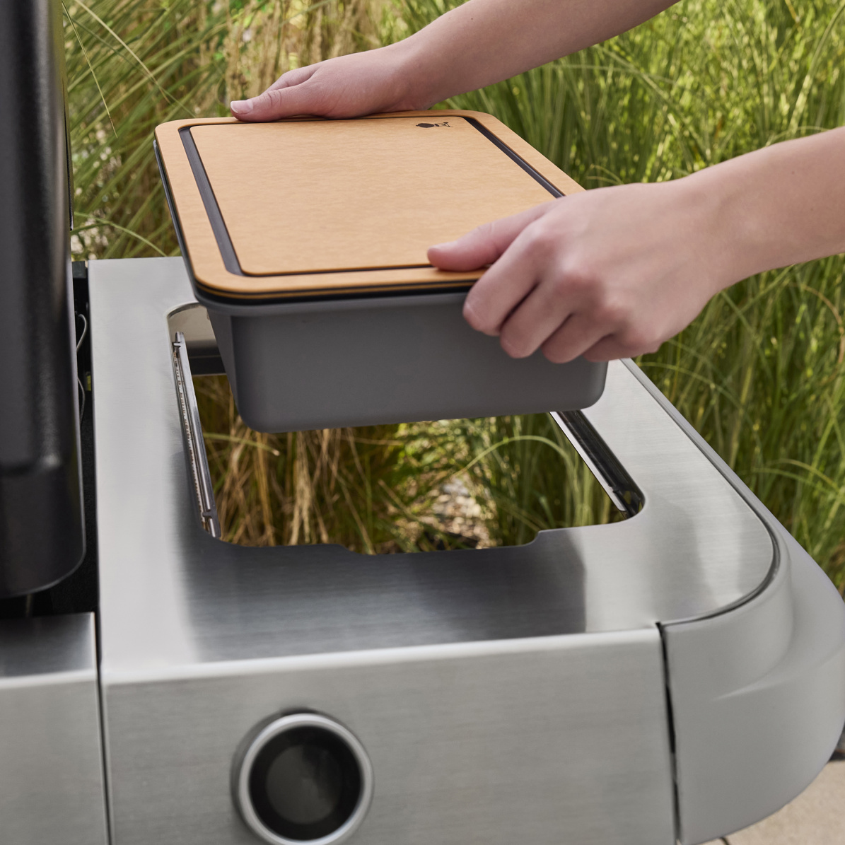 Weber Gasgrill Genesis SP-435W GBS, Edelstahl